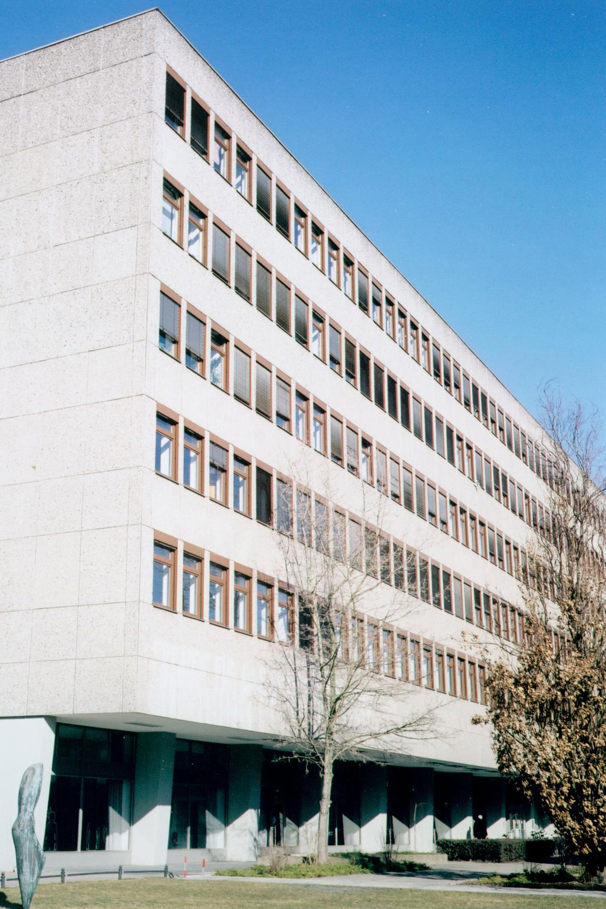 Einsteinufer 43-53 – Universität der Künste Berlin