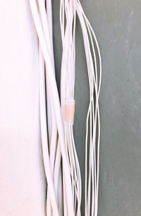 weiße Kabel